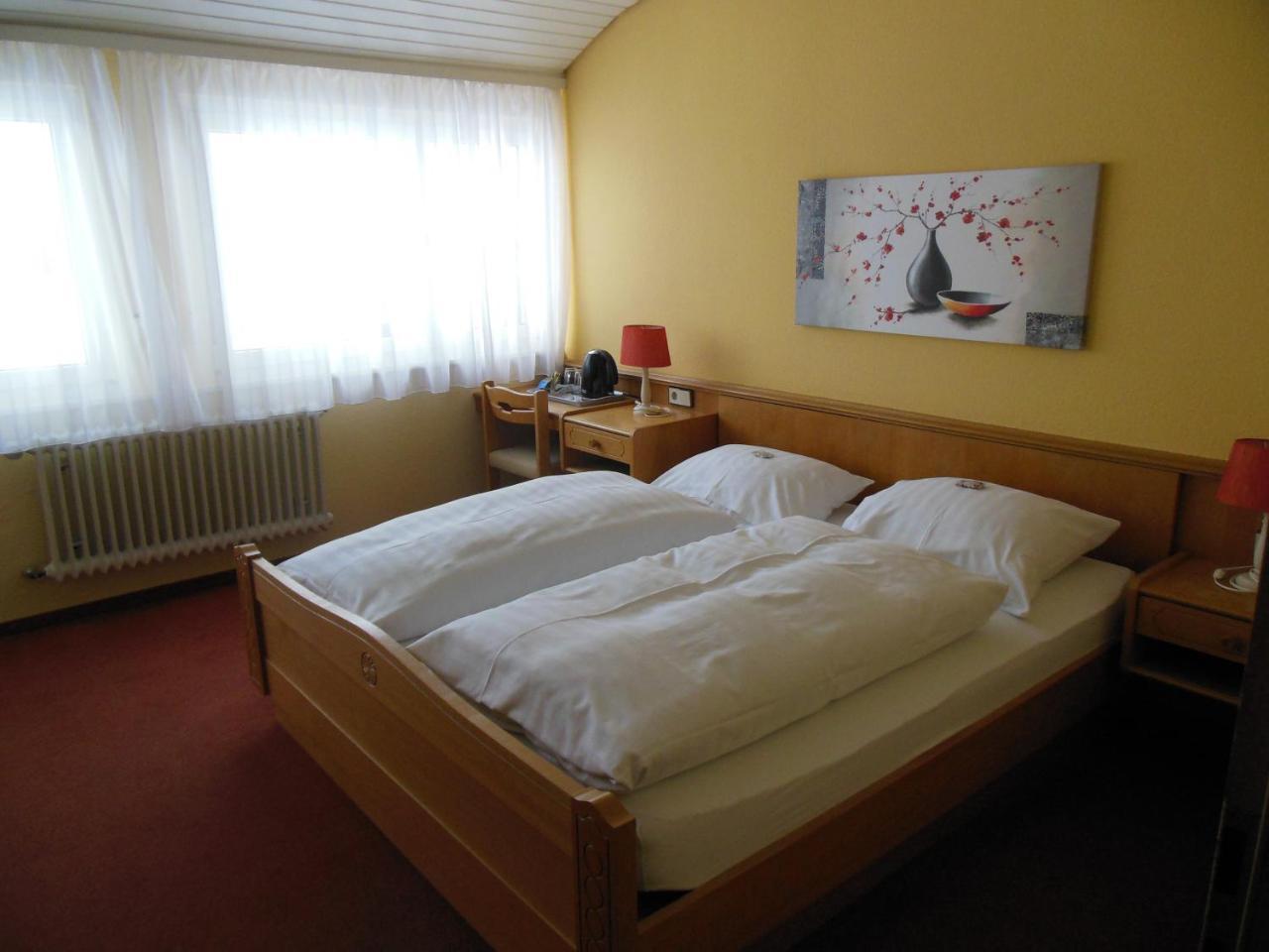 Gruener Baum Hotel Stetten  Exterior foto